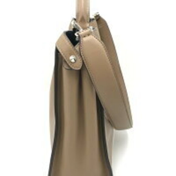 Fendi Essentially Leather Handbag Shoulder Bag - Picture 3 of 10